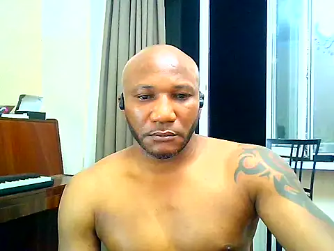 XXX chat uživo modela Choco_Man