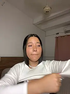 Chat +18 de Nhefertary ao vivo