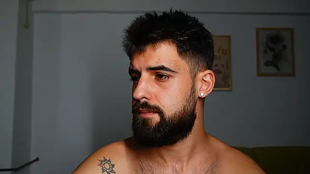HairyRobxxx XXX чат на живо