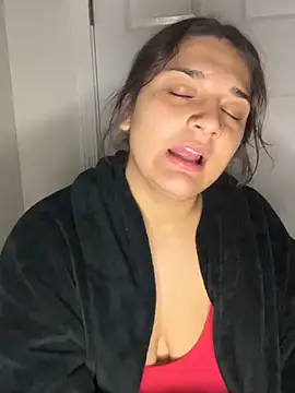 treasurebabii Adlı Modelin Canlı XXX Sohbeti