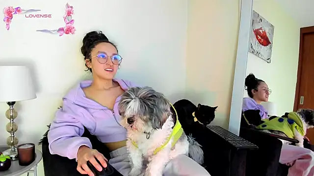 XXX chat uživo modela its__angelica_