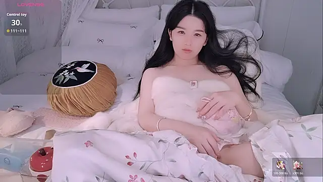 BingLin- Adlı Modelin Canlı XXX Sohbeti