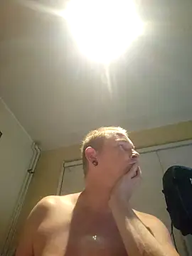 Webkamerová show piercingpik