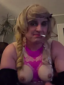 Sissy_LiaXXX Live XXX Chat