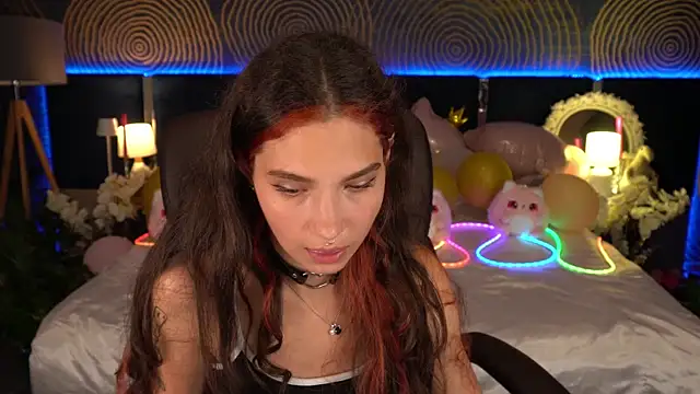 Živý XXX chat BabyFlowerr