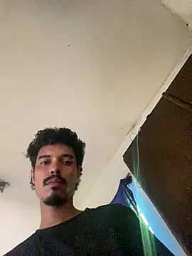 jamesgun1n Webbikameraesitys