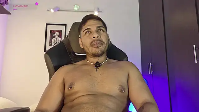 Вебкам-шоу starguy_28