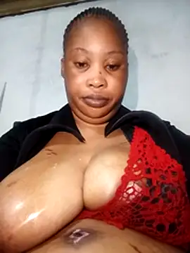 OCEANSQUITERXXX Live XXX Chat