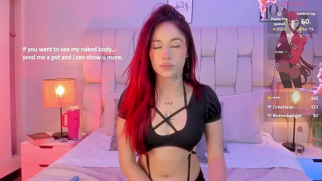 Chat XXX en directo de SkinnyFoxy