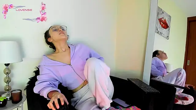 Czat XXX na żywo – its__angelica_