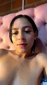 Jill_valen Adlı Modelin Canlı XXX Sohbeti
