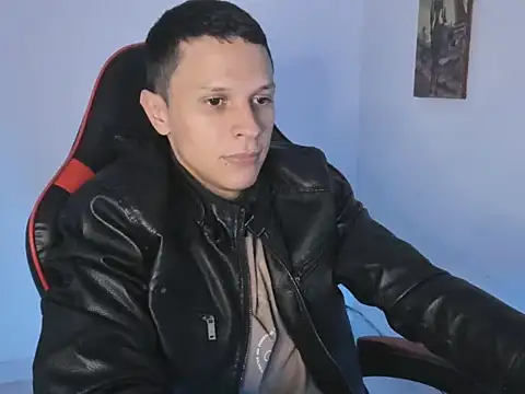 Chatroom XXX en direct de Masterdave7