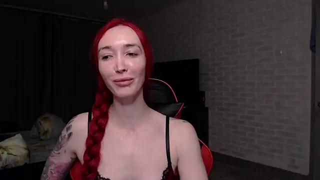 Roxy_Silver Adlı Modelin Canlı XXX Sohbeti