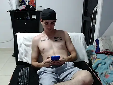 XXX chat uživo modela Zac_Efront