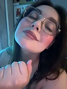MoziRixis Chat XXX in diretta