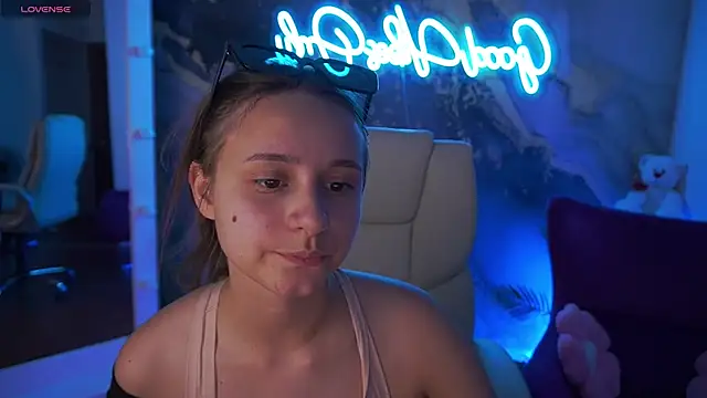 TinyNatalie 라이브 XXX 채팅