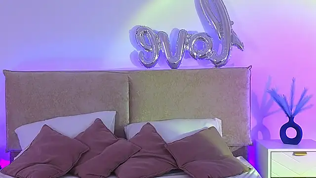XXX chat uživo modela Jules_night