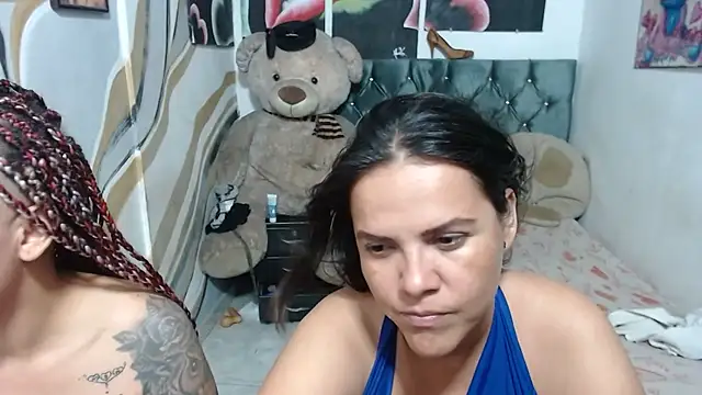 manzanahot9 Adlı Modelin Canlı XXX Sohbeti