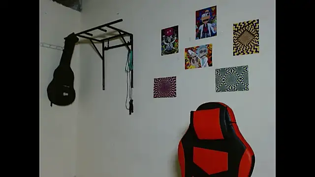 Asmodeus-Big Adlı Modelin Canlı XXX Sohbeti