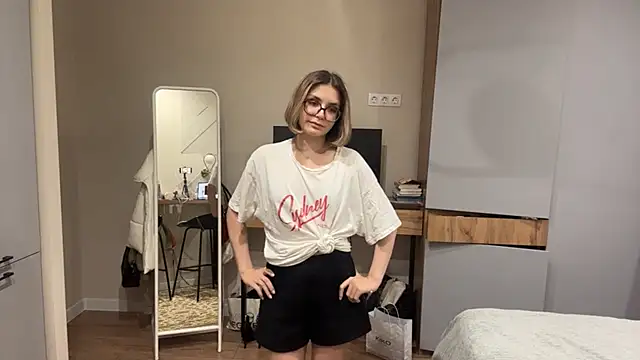 AnnaVelvetFire's Live XXX Chat