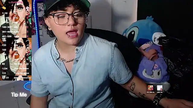 צ'אט XXX בשידור חי של isabeautyx19