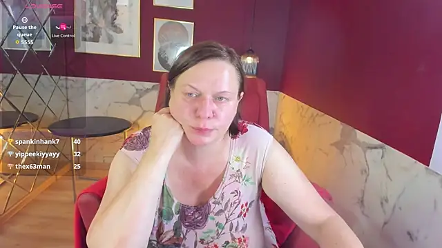 KellyPerfection élő XXX-chatje