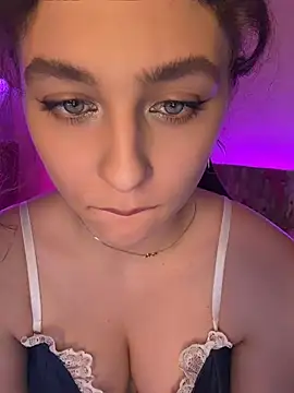 Czat XXX na żywo – Your_insomniya