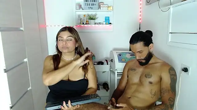 แชท XXX สดของ EROTIC_SPA