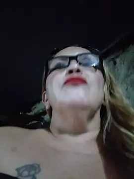 MOTHER_AND_SON09 Live XXX-Chat