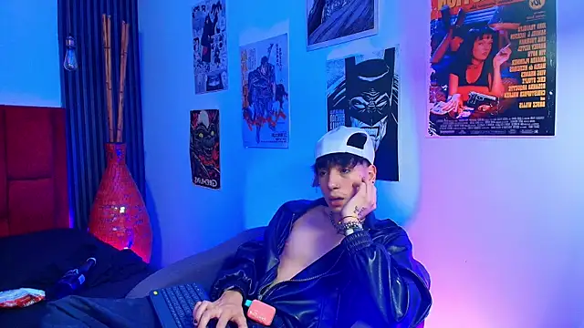 BLAKE___01 Live XXX Chat