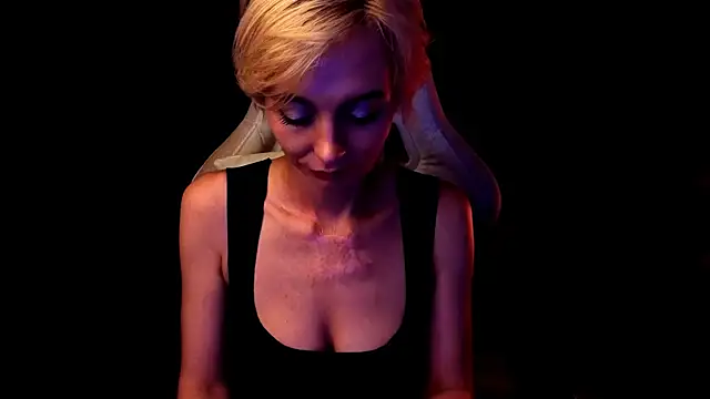 Blondice Live XXX Chat