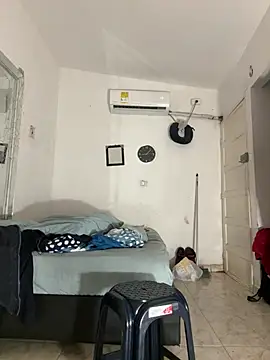 bigdick211292 即時 XXX 聊天