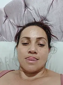Amanda39 Adlı Modelin Canlı XXX Sohbeti