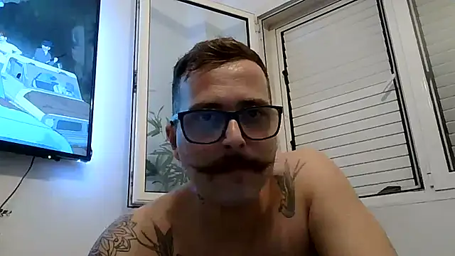 yanick931 Live XXX-chat