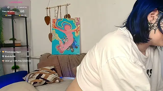 TatteredHalo live XXX chat