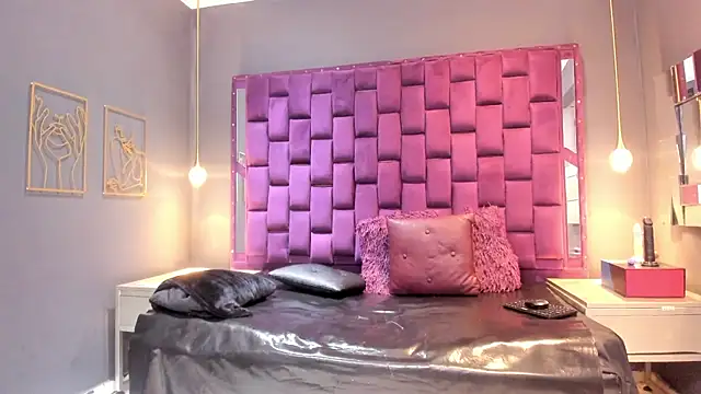 Chatroom XXX en direct de AlesiaLara