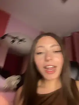 PrettyAmber Adlı Modelin Canlı XXX Sohbeti