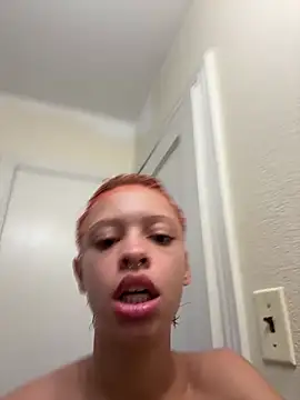 Chat XXX en directo de jojosbizarrelyf