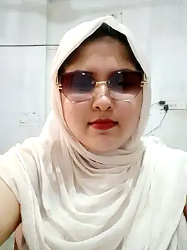 Nusrat-N live XXX chat