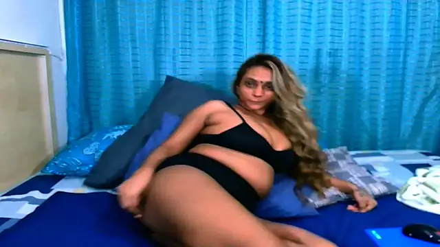 sexyindianchic 现场XXX聊天