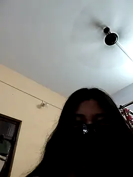 Chat XXX ao vivo de mini27mimi