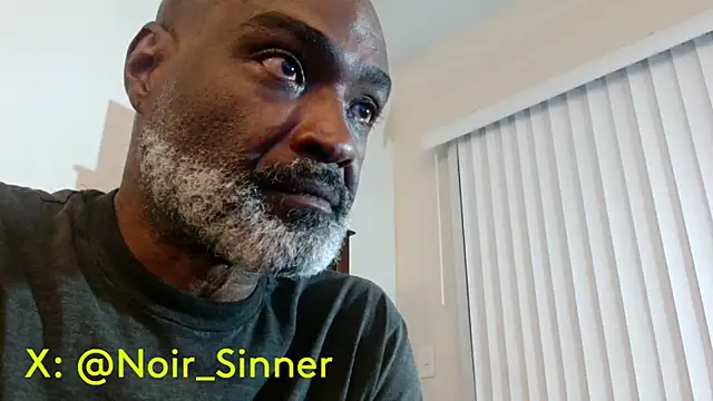 Czat XXX na żywo – sinnernoir