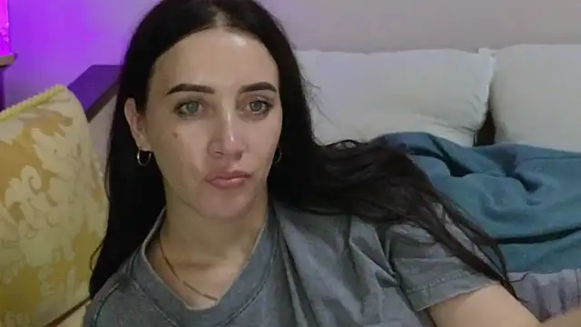 MonicaSweetx Adlı Modelin Canlı XXX Sohbeti