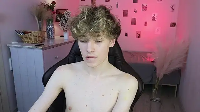 kevingarsiaa Live XXX Chat