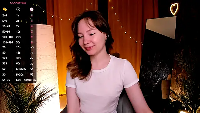 Chat +18 de LanaBlu_ ao vivo