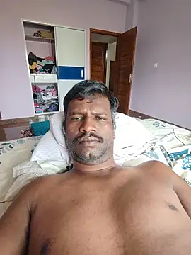Paramkeerthin Live XXX chat