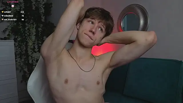 Онлайн чат XXX cuMte_boy