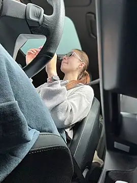 Charming_Ritta élő XXX-chatje