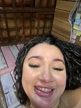 Chatroom XXX en direct de Cam-Yumi