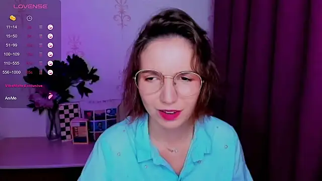 Živý XXX chat KindHazelHere_